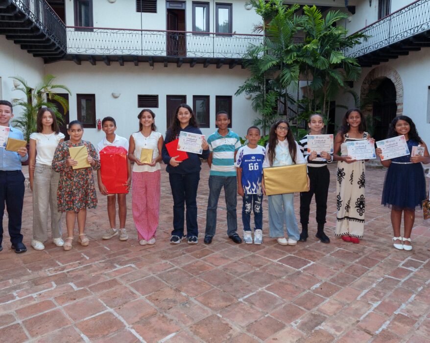 ilustremos-un-cuento-fundacion-macarrulla